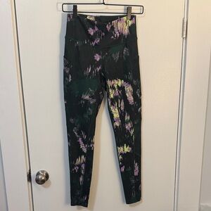 New Balance Kids Black and Purple Patterned Leggings